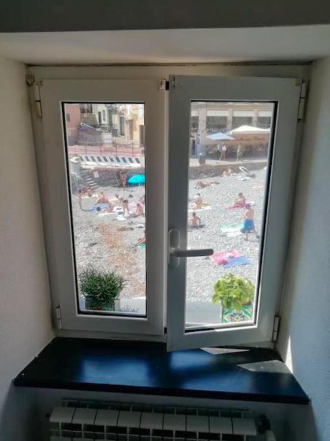 Casa Sulla Spiaggia Di Boccadasse Genova Kültér fotó