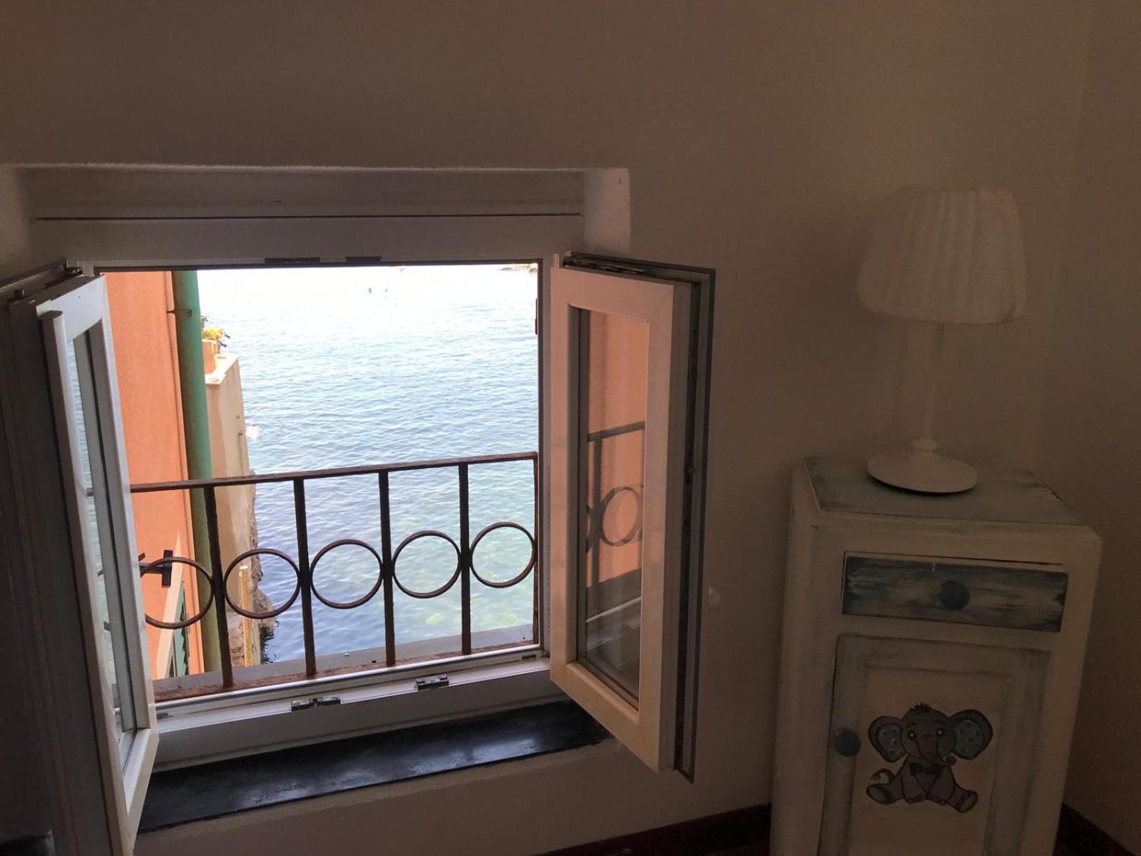 Casa Sulla Spiaggia Di Boccadasse Genova Kültér fotó